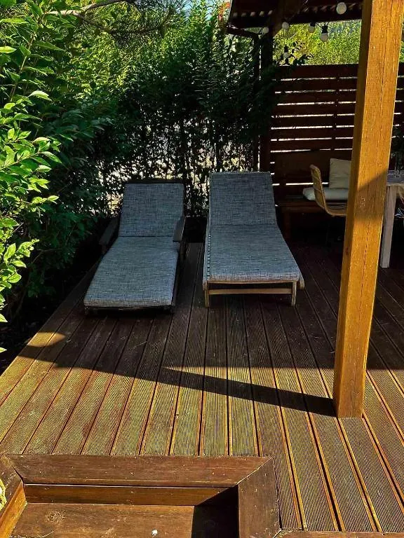 Maistros Holiday Home Vurvurú